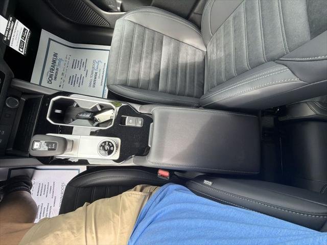 New 2026 Graphite Gray Mitsubishi LE 1.5T S-AWC image 21