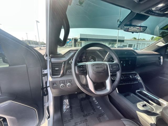 Used 2024 White GMC Denali image 14