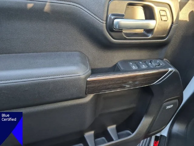 Used 2021 White Chevrolet LT Trail Boss image 12