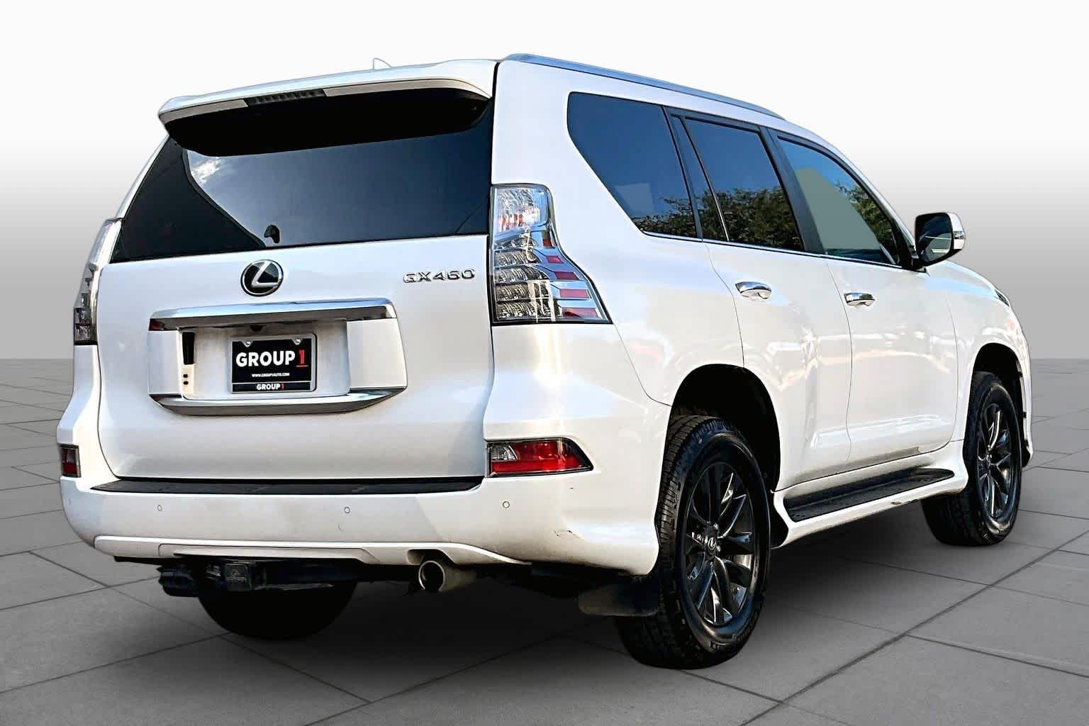 Used 2022 Starfire Pearl Lexus Premium image 13