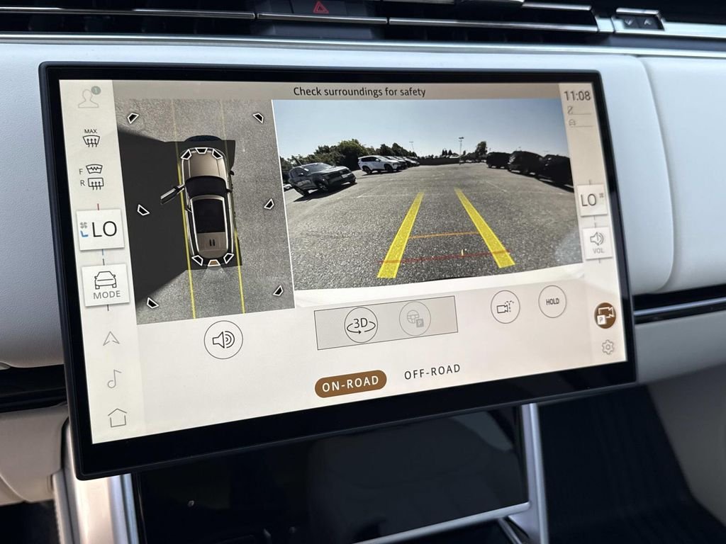 2025 Land Rover Range Rover SE - Photo 4