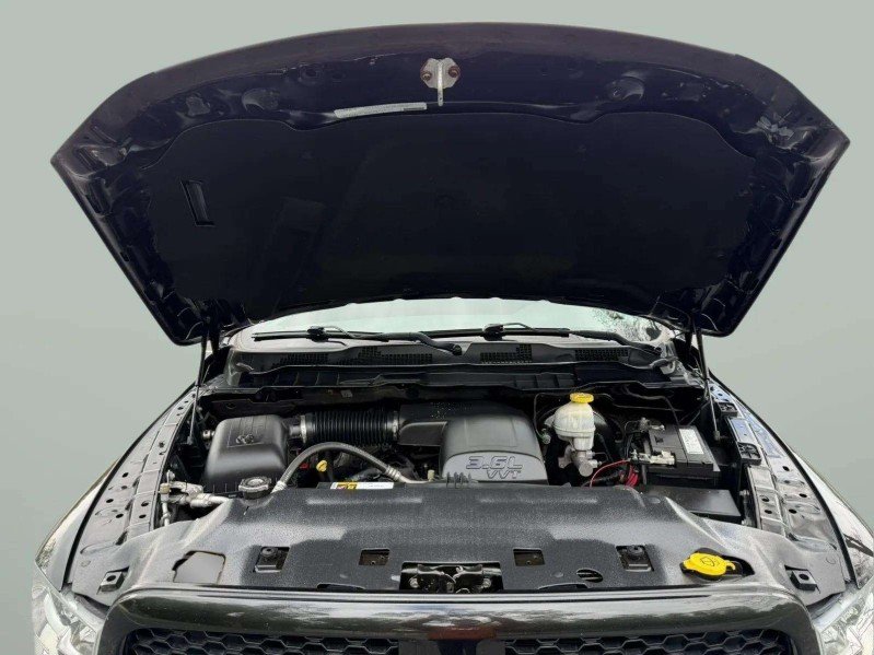 Used 2018  Ram Express image 30