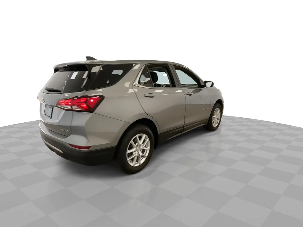 Used 2024 Sterling Gray Metallic Chevrolet LT image 9