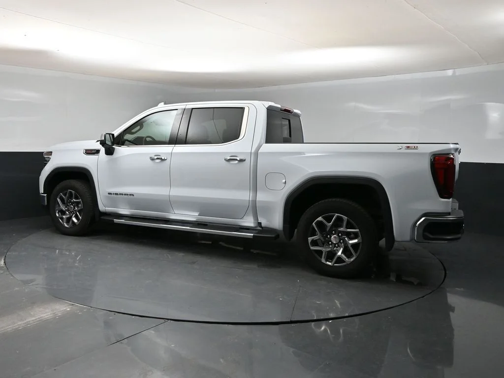 Used 2026 White GMC SLT image 4