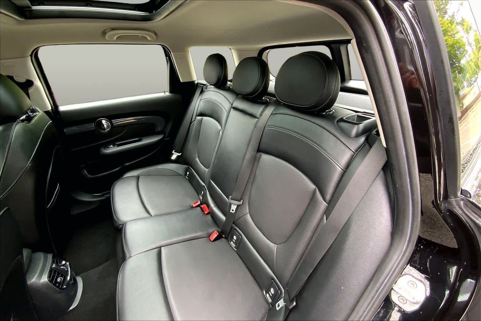 Used 2018 Midnight Black Metallic MINI Cooper S image 20