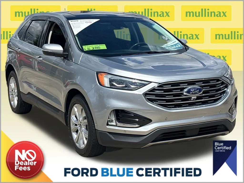 2020 Ford Edge Titanium's photo