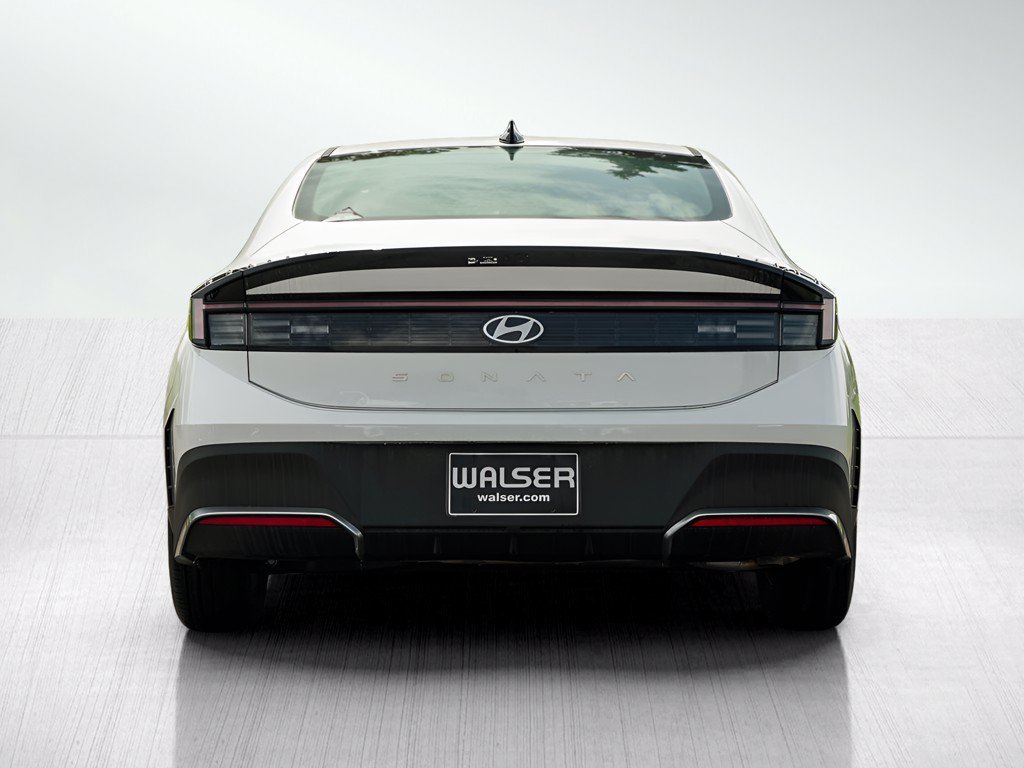 New 2026 Serenity White Hyundai SE FWD image 5