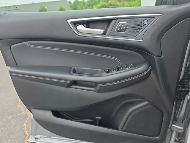 Used 2024 Silver Ford Titanium image 28