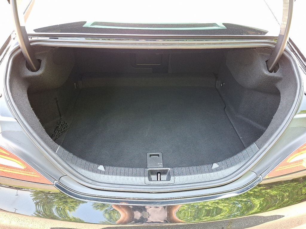 Used 2018 Night Black Mercedes-Benz CLA 250 image 30