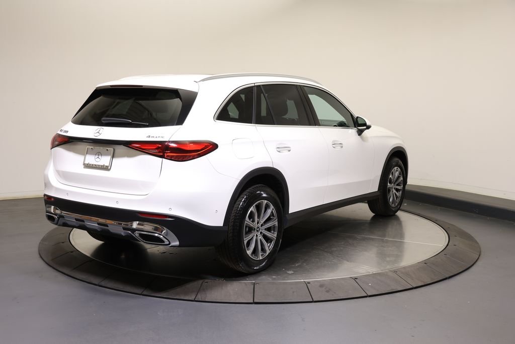 Certified Used 2026 Polar White Mercedes-Benz GLC 300 image 7