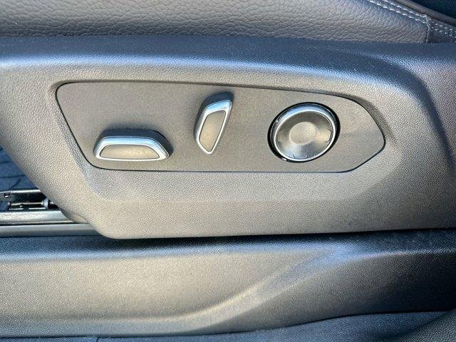 Used 2025 Sterling Metallic GMC Denali image 12