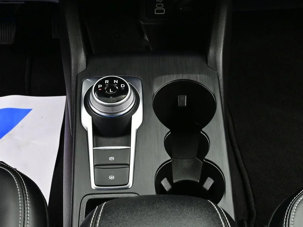 Used 2024 Agate Black Metallic Ford Platinum image 15