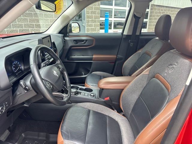 Used 2022 Red Ford Outer Banks image 13
