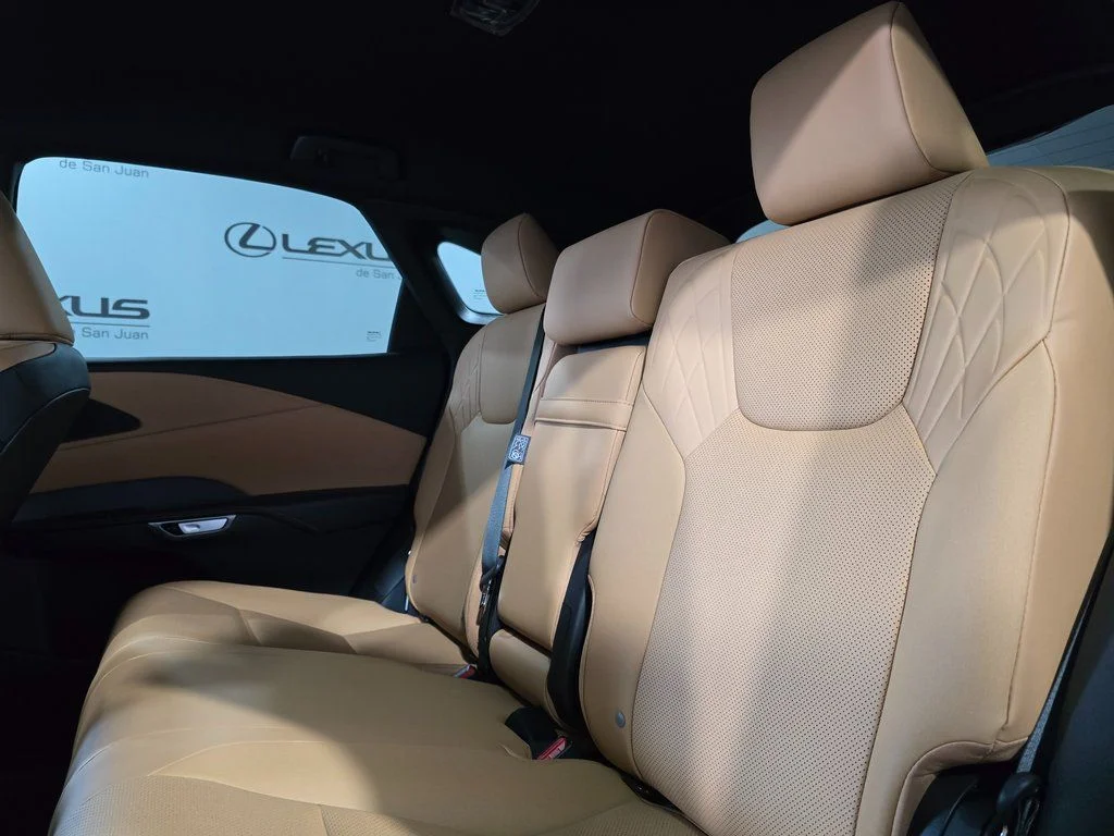 New 2026 White Lexus 350h image 27