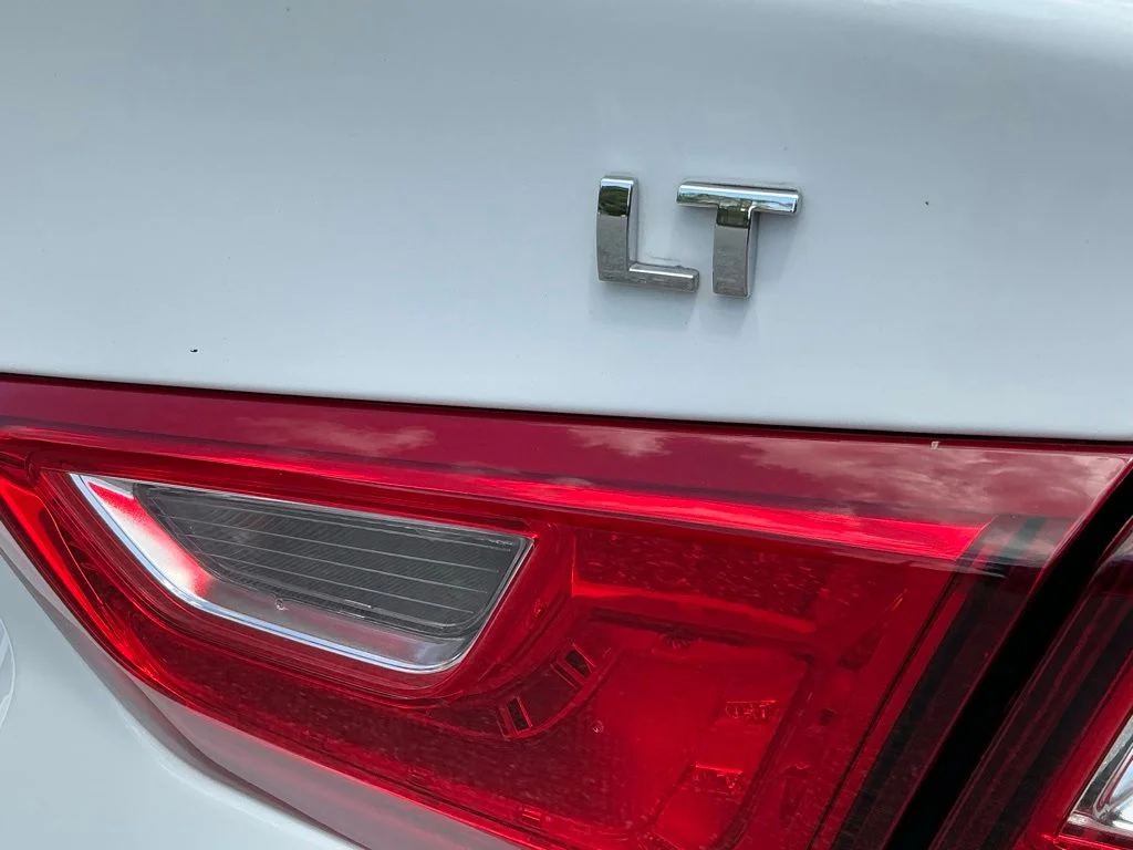 Used 2024 White Chevrolet LT image 23