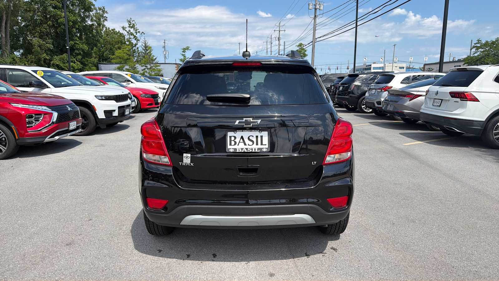 Used 2020 Mosaic Black Metallic Chevrolet LT image 5