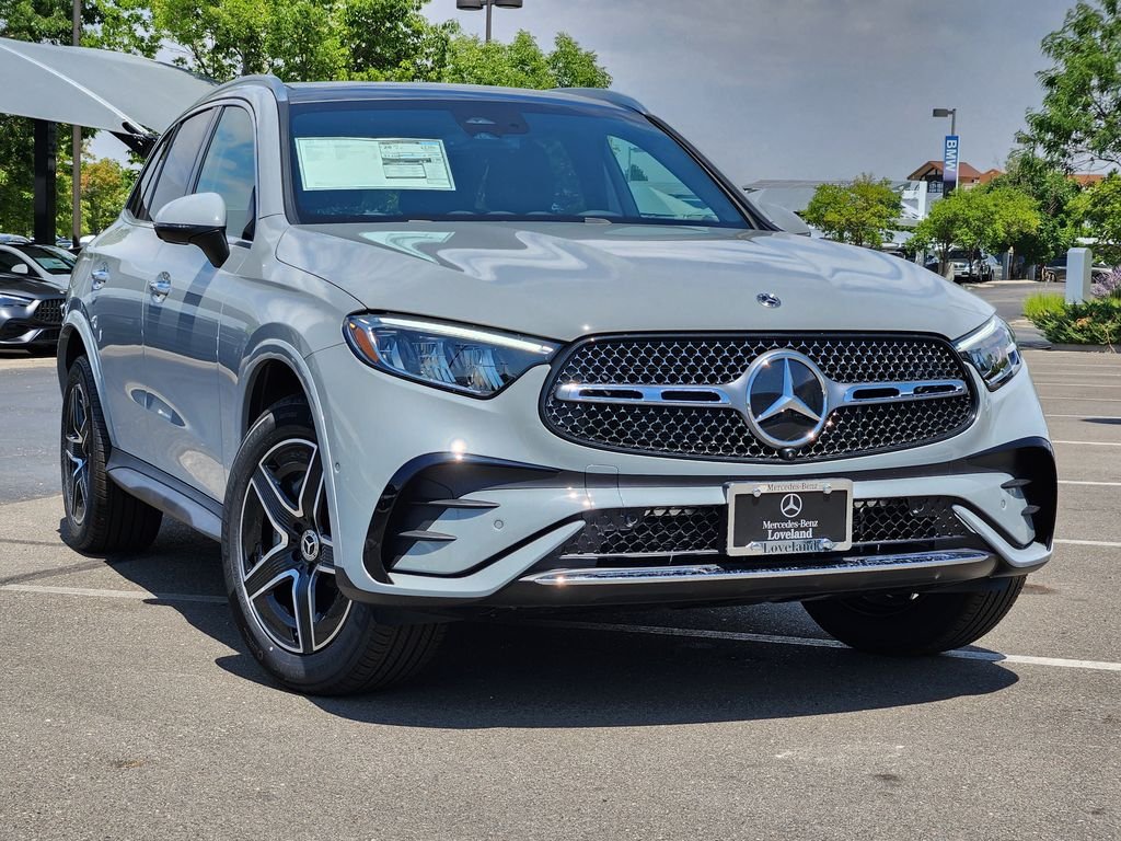 New 2026 MANUFAKTUR Alpine Grey Mercedes-Benz GLC 300 4MATIC® image 1
