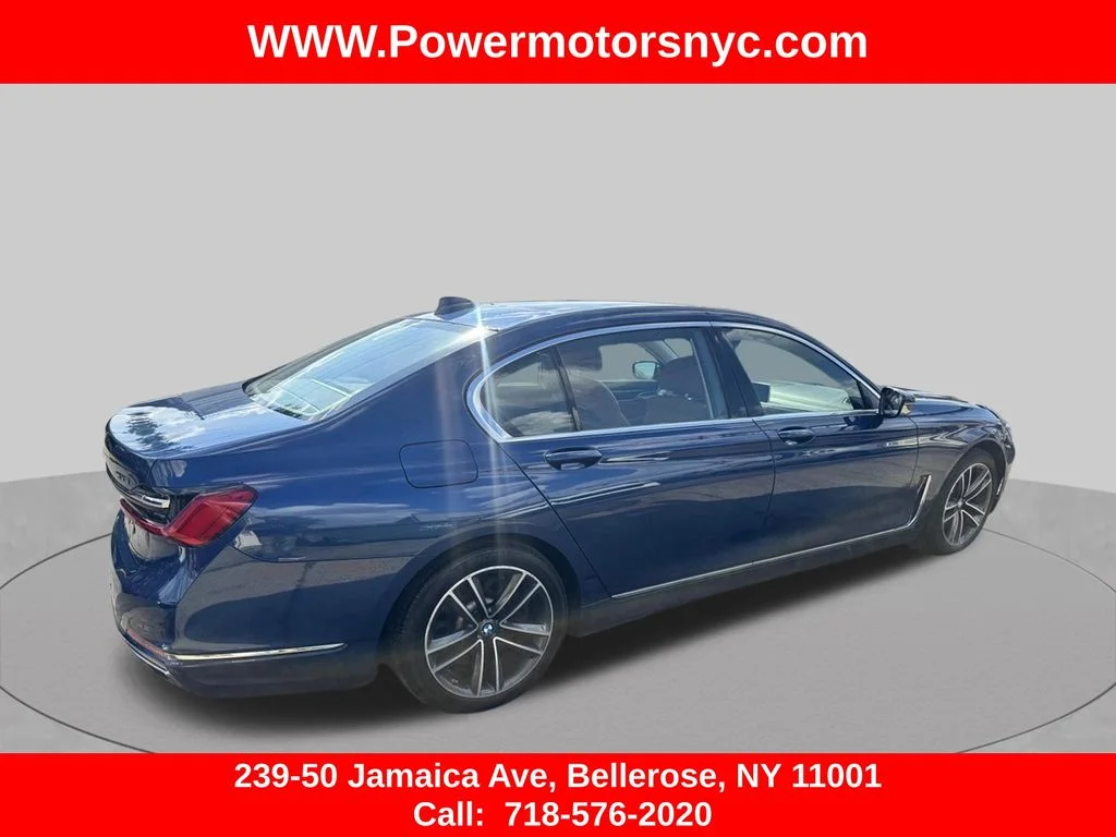 Used 2022 Blue BMW 750i xDrive image 6