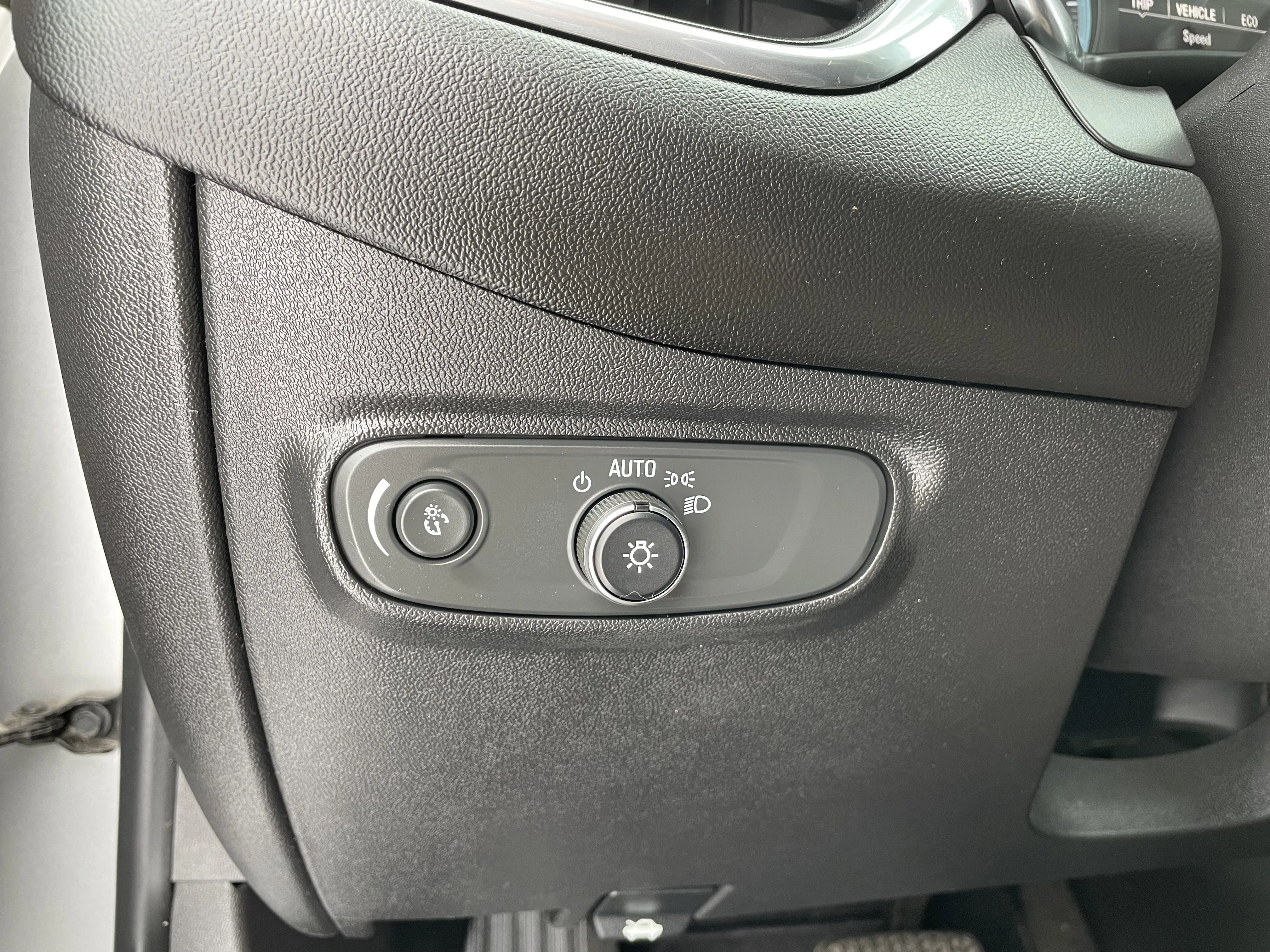 2018 Chevrolet Equinox LT - Photo 13