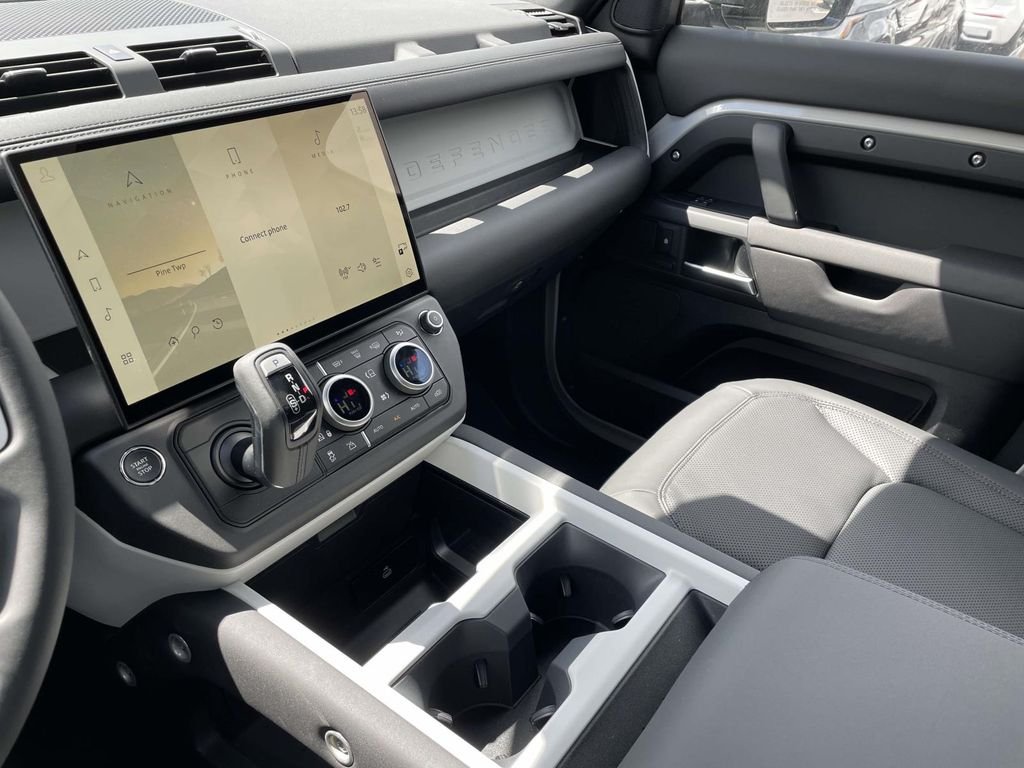 New 2026 Borasco Grey Land Rover X-Dynamic SE image 31