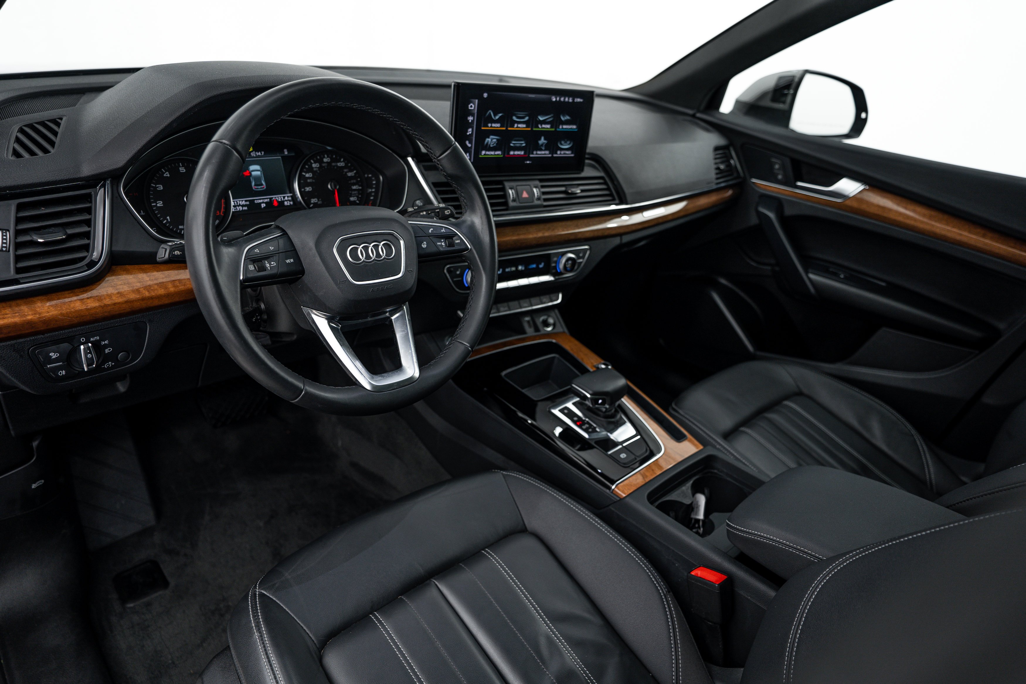 Certified Used 2023 Chronos Gray Metallic Audi S line Premium image 10