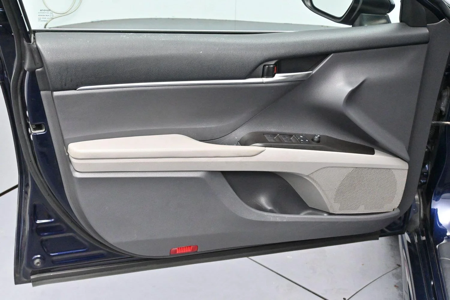 Used 2021 Blueprint Toyota SE image 10