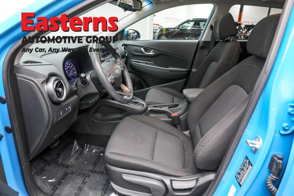 Used 2022 Teal Hyundai SEL image 13