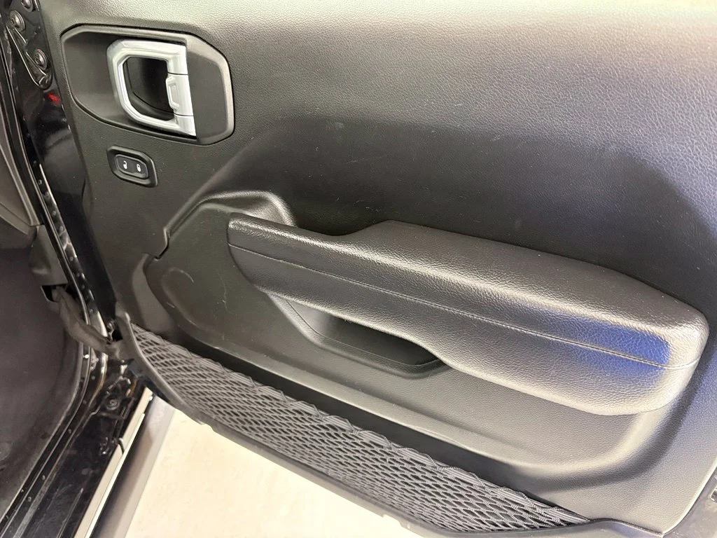 Used 2025 Black Jeep Rubicon image 42