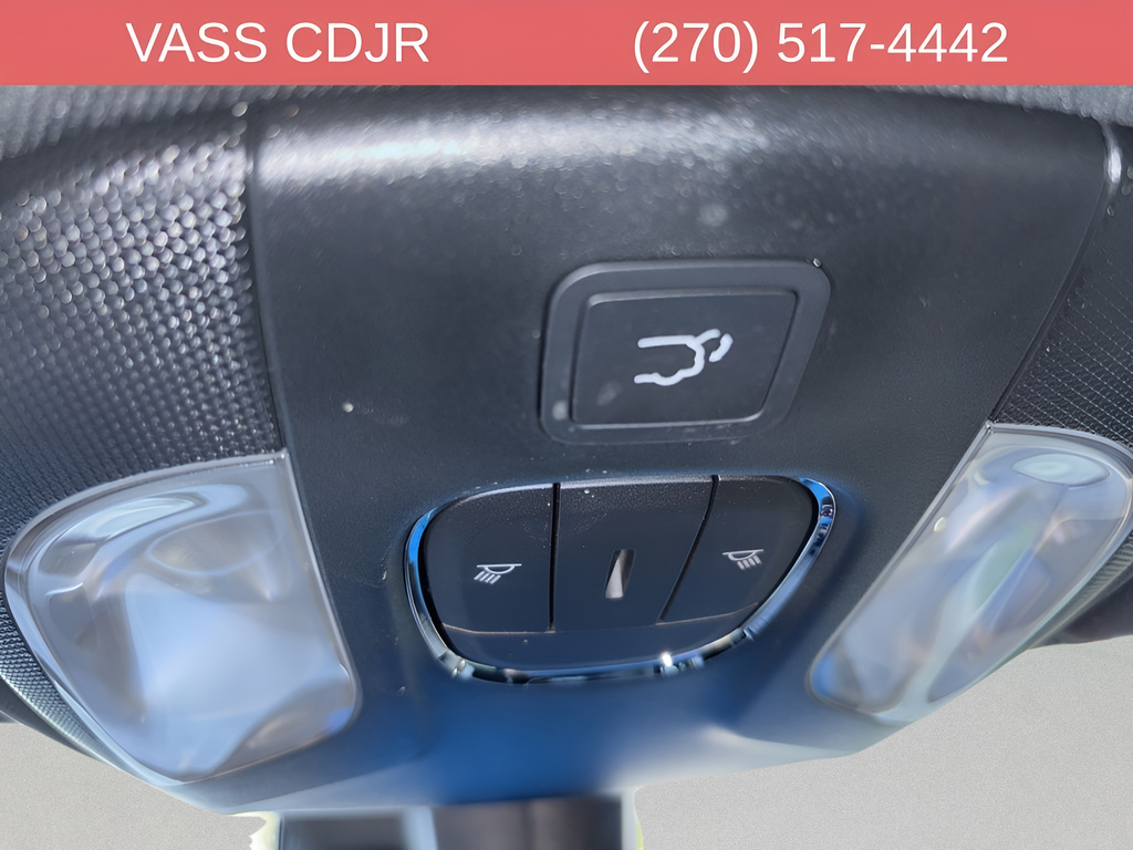Certified Used 2026 White/off-white Jeep Latitude image 18