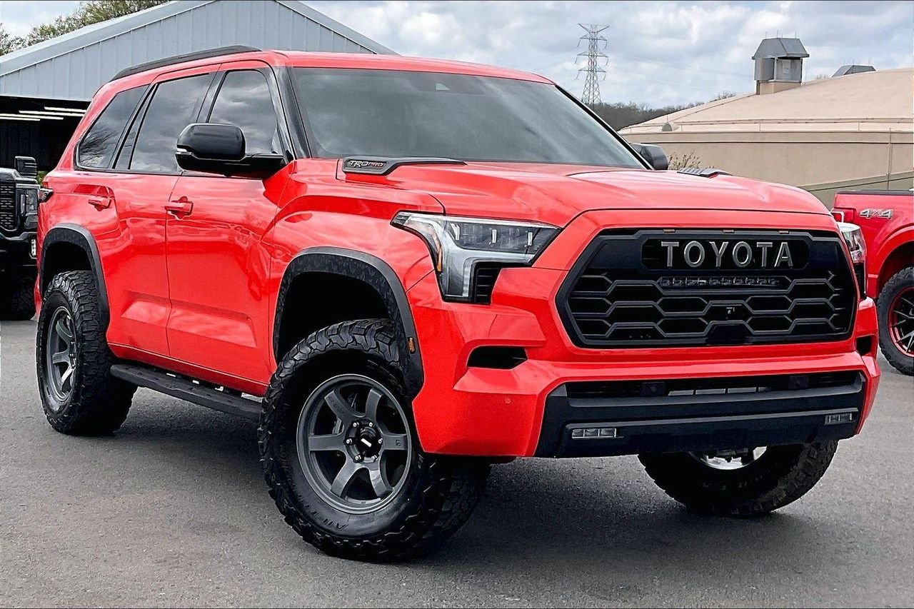 2023 Toyota Sequoia TRD Pro - Photo 38