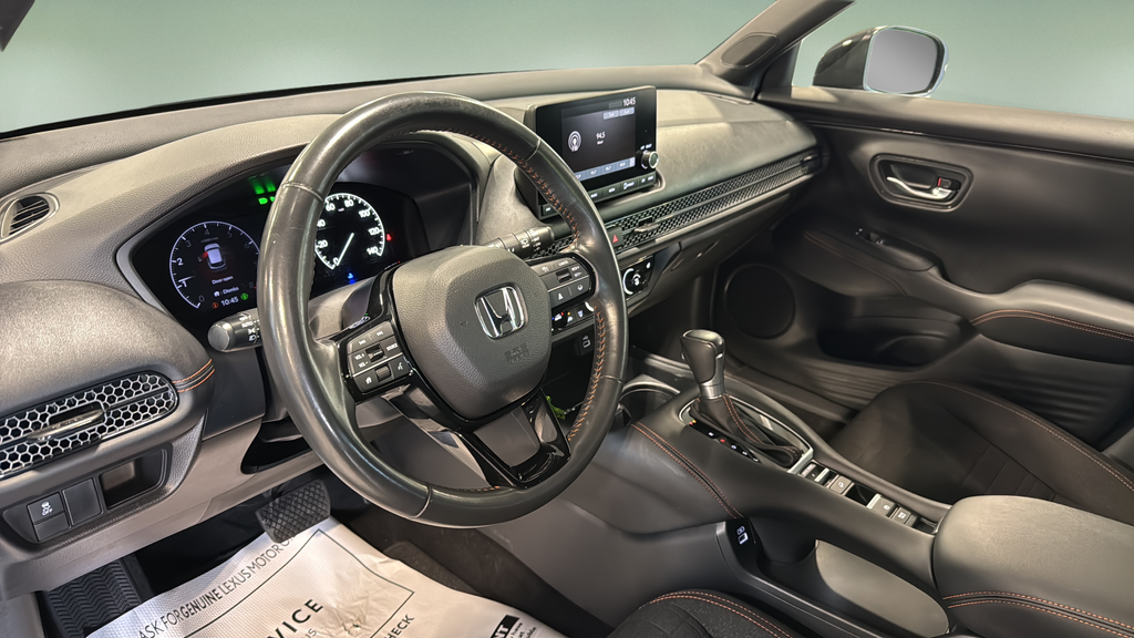 Used 2023  Honda Sport image 13