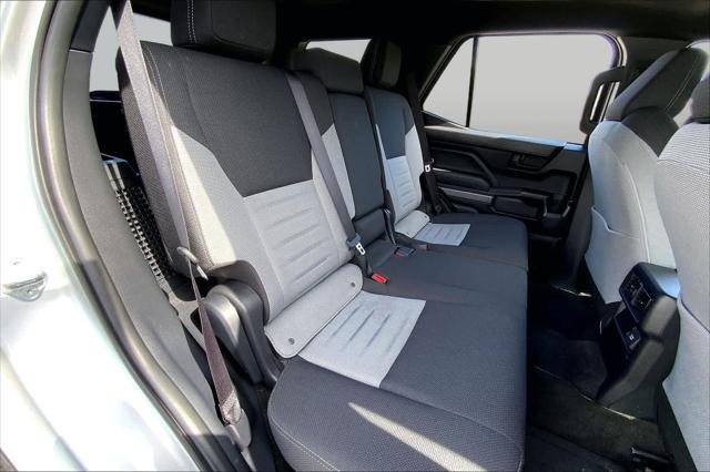 Certified Used 2025 CUTTING EDGE Toyota  image 19