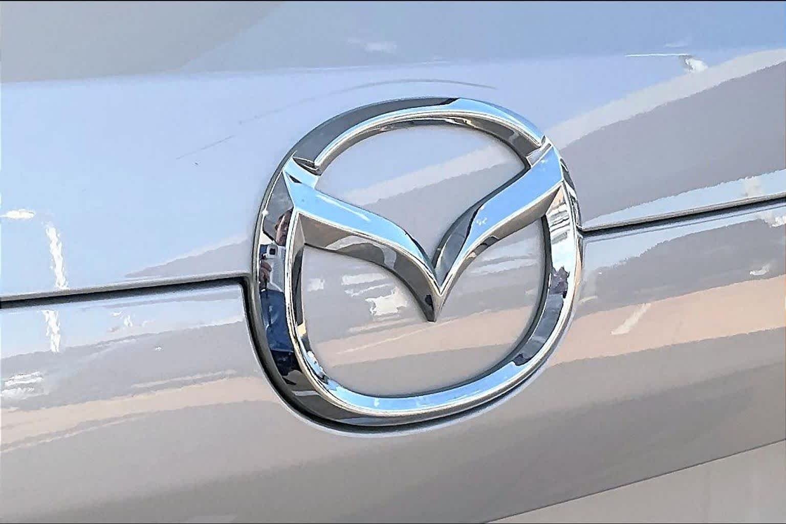 Used 2025 Platinum Quartz Metallic Mazda 2.5 S Select Package image 28
