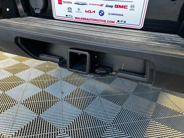 New 2026 Summit White GMC Elevation Extended Range image 49