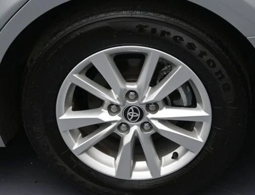 Used 2025 Silver Toyota LE image 8