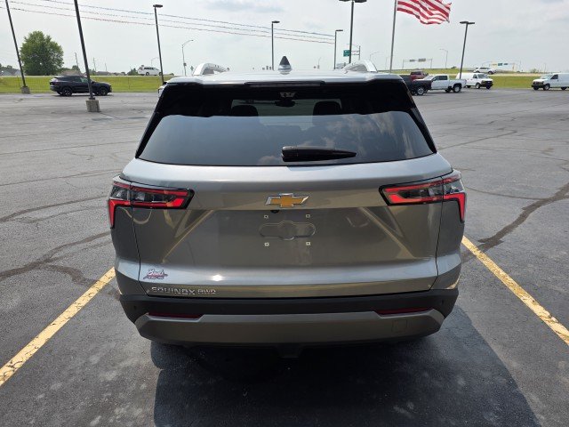 Used 2025 Sterling Gray Metallic Chevrolet LT image 14