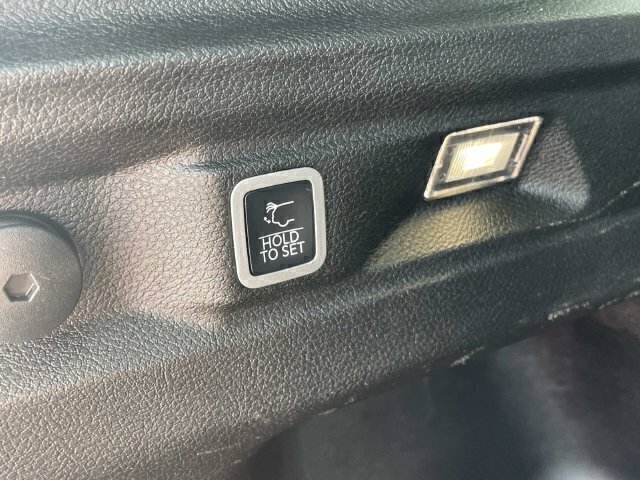 Used 2024 Black Jeep Limited image 25