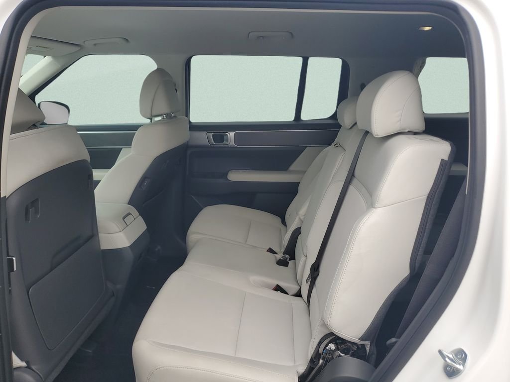 2026 Hyundai Santa Fe SE - Photo 13