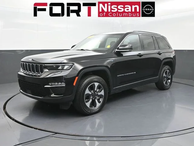 Used 2024 Black Jeep 4xe image 3