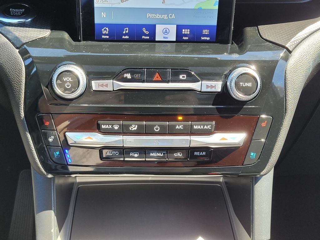 2023 Ford Explorer ST - Photo 19