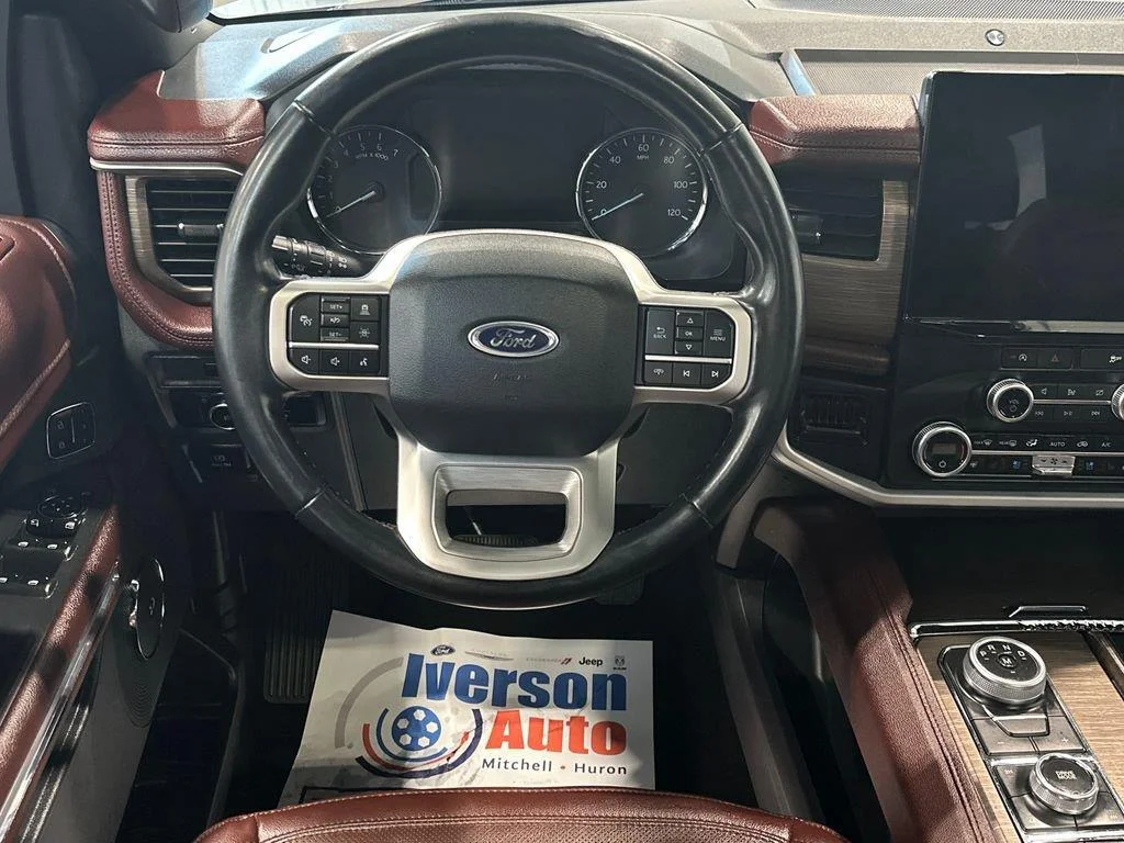 Used 2024 Iconic Silver Ford Limited image 28