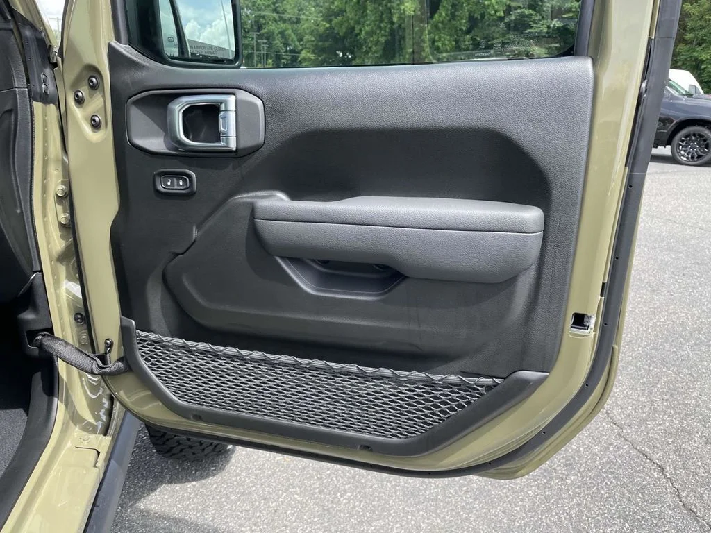 New 2025 41 Exterior Paint Jeep Willys Apex image 16