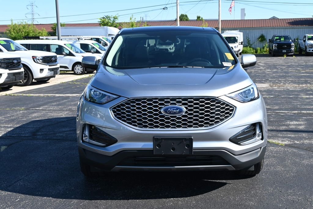 Certified Used 2023 Silver Metallic Ford SEL image 6