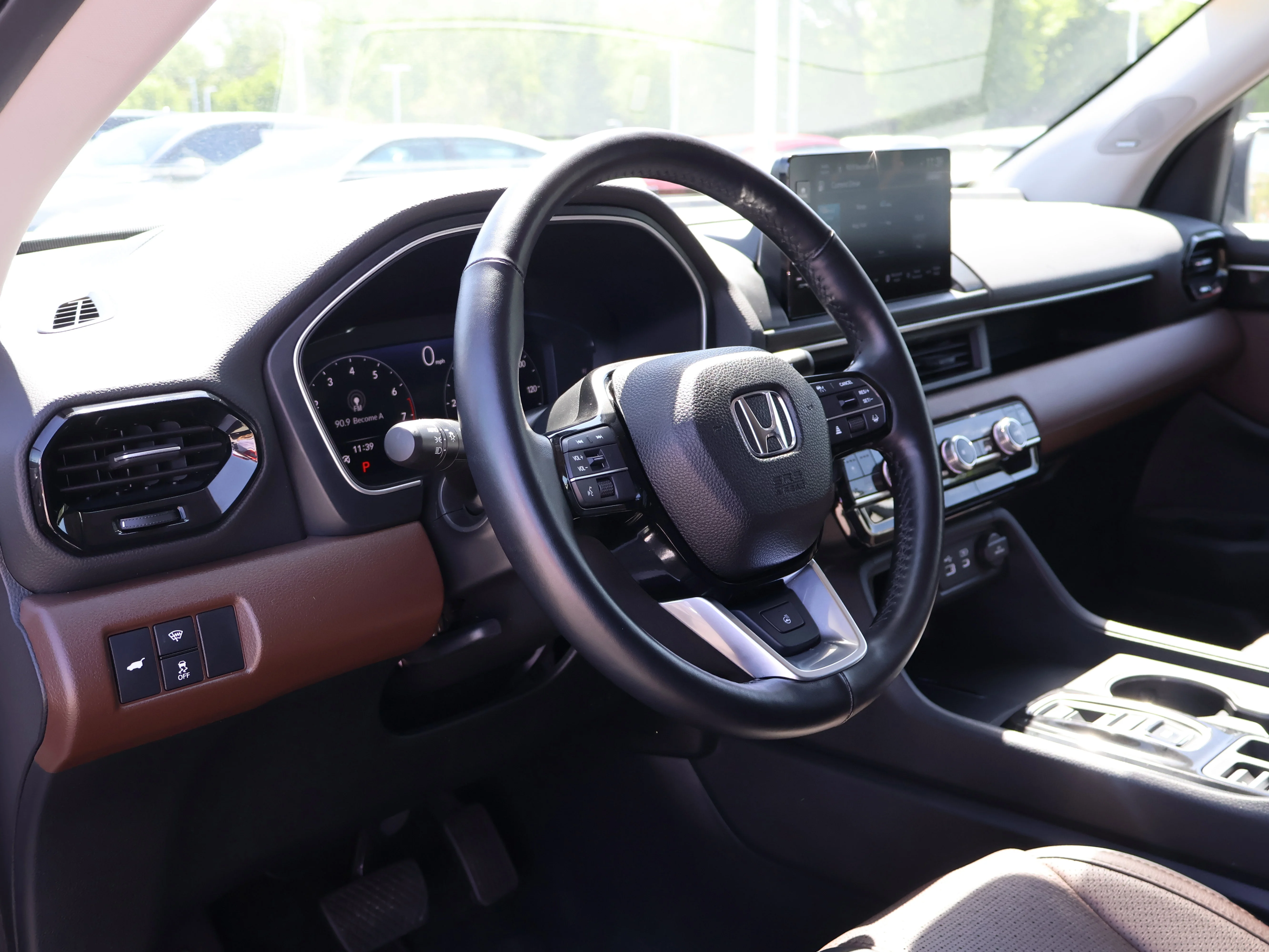 Used 2025 Platinum White Pearl Honda Elite image 25