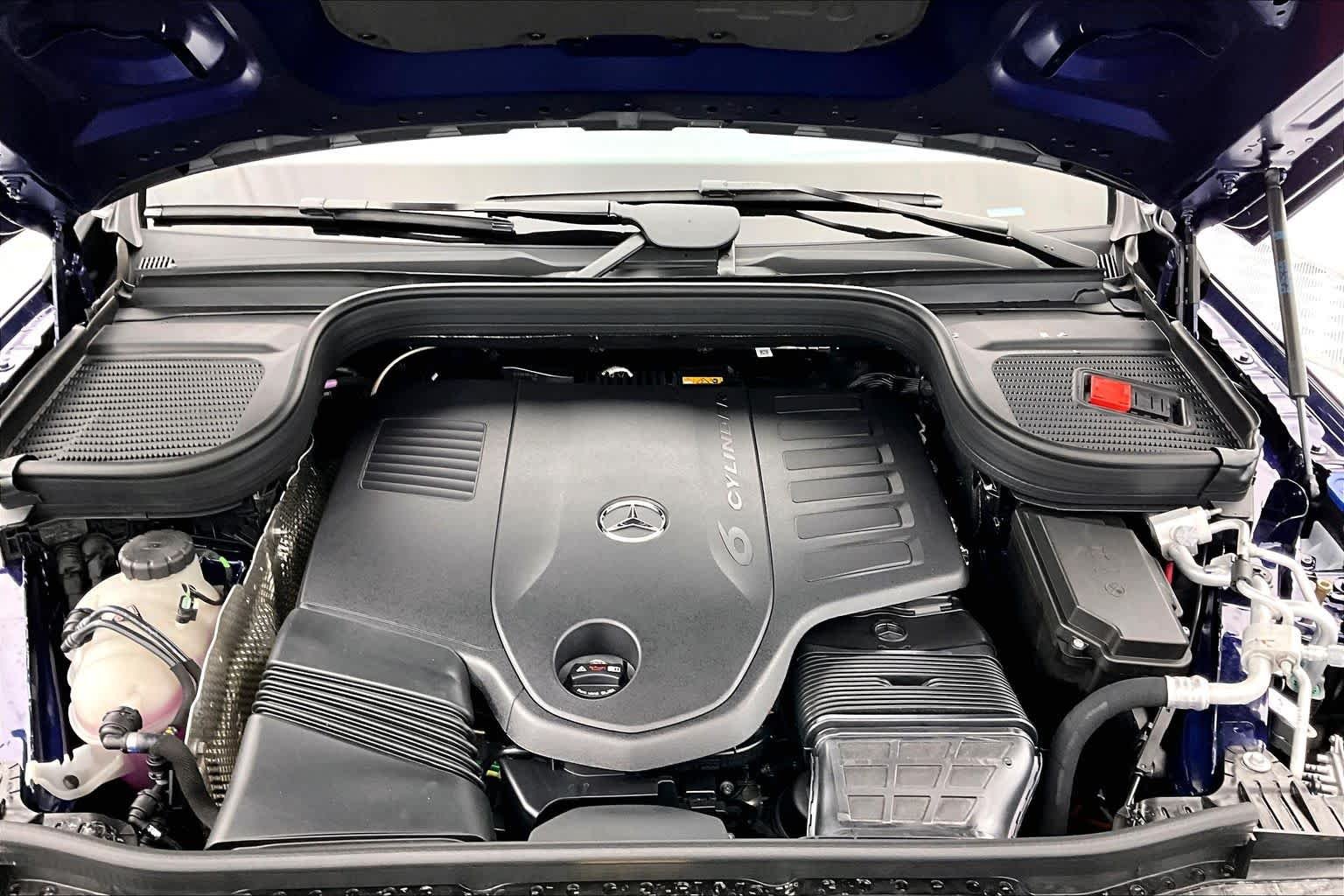 New 2026 MANUFAKTUR Mystic Blue Metallic Mercedes-Benz GLS 450 image 9