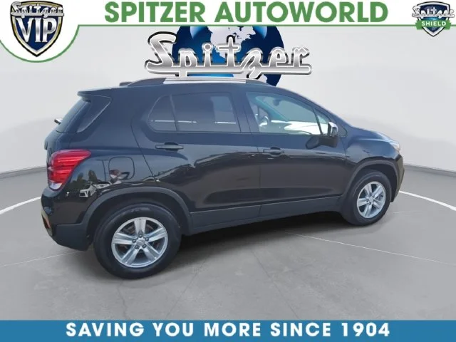 Used 2022 Black Chevrolet LT image 9