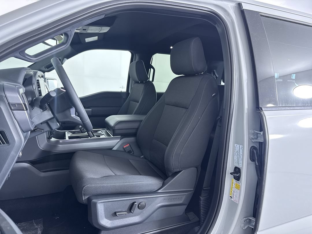 New 2026 Avalanche Ford XLT image 15