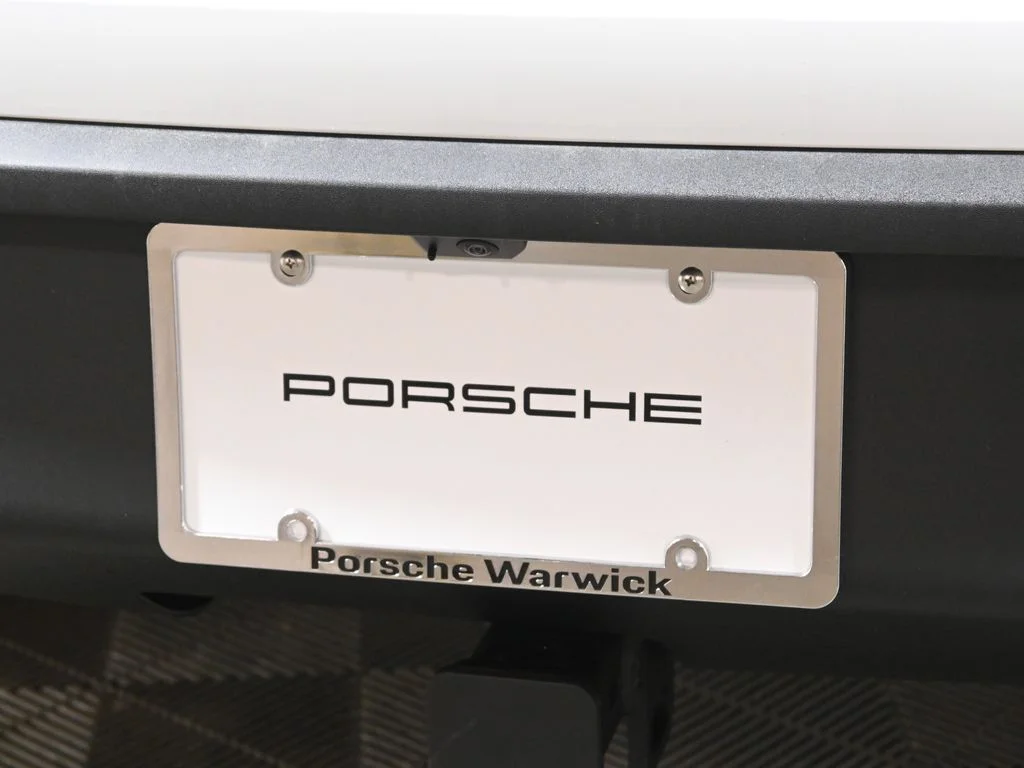 2026 Porsche Macan T - Photo 14