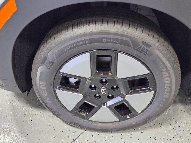 New 2027 White Hyundai SEL image 16