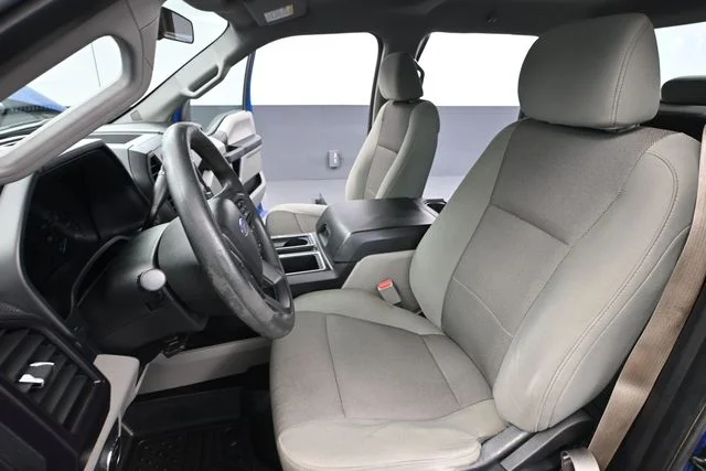 Used 2017 Blue Ford XL image 23